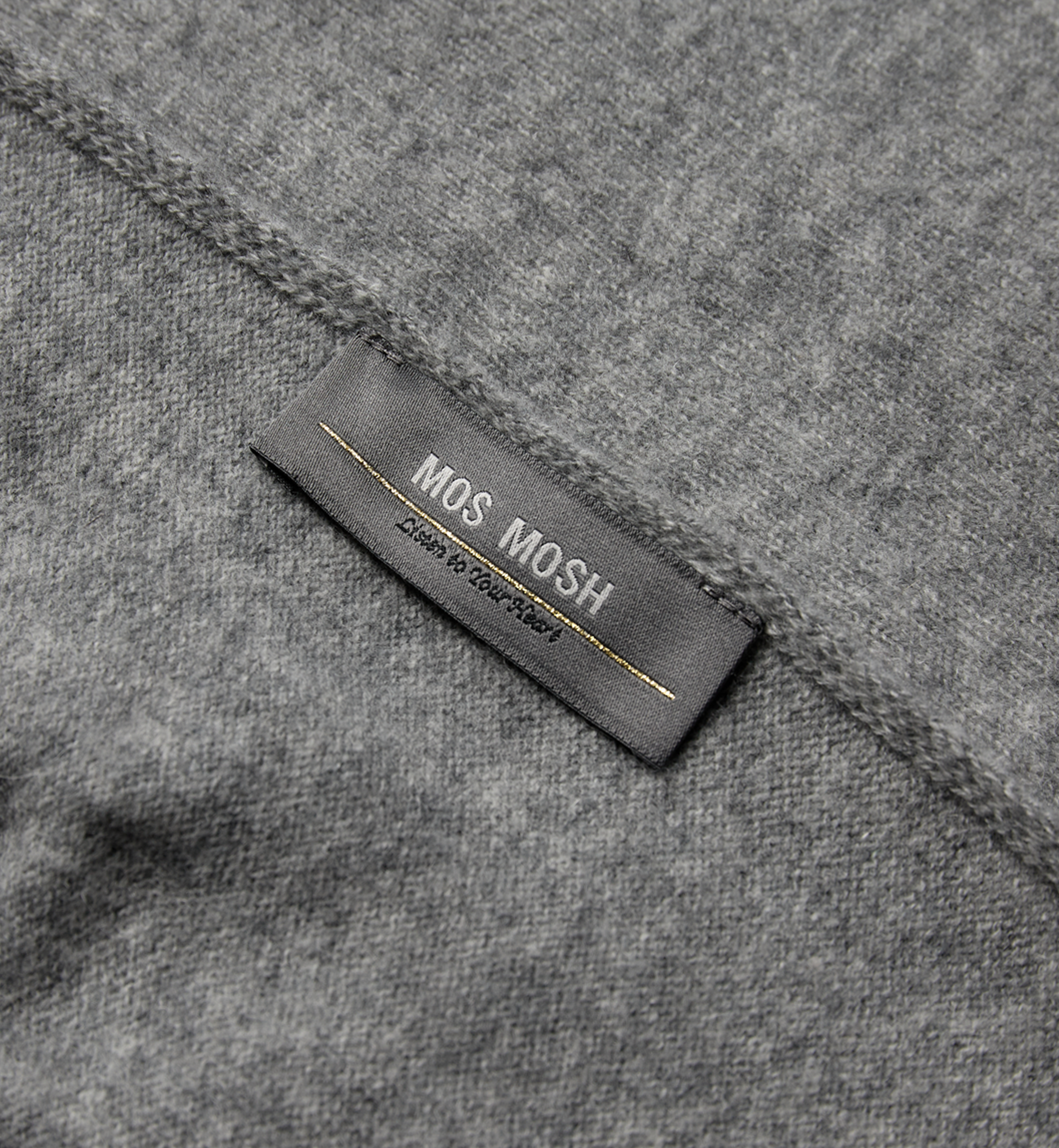 Packshot / Grey Melange / Detail
